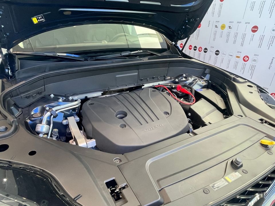 Cận cảnh Volvo XC90 2026 vừa ra mắt tại Việt Nam