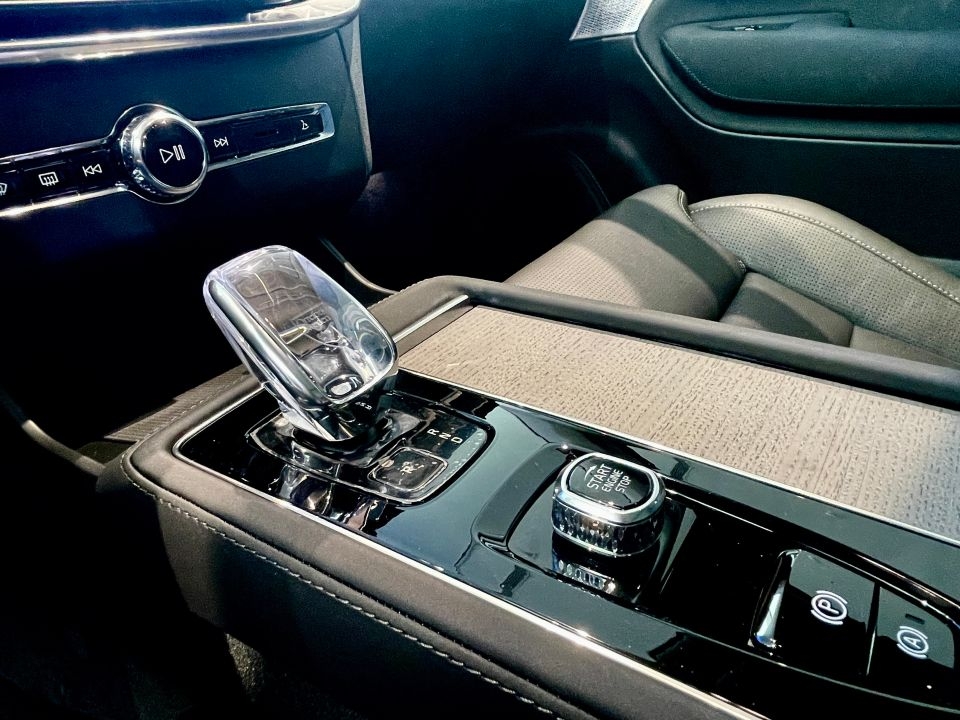 Cận cảnh Volvo XC90 2026 vừa ra mắt tại Việt Nam