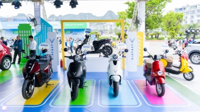 VinFast “phủ xanh” Vietbuild 2026 với dàn ô tô, xe máy điện và hệ sinh thái năng lượng xanh