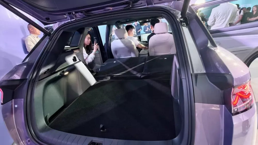 BYD Song Ultra EV được bổ sung phiên bản mới, sạc pin chỉ trong 9 phút