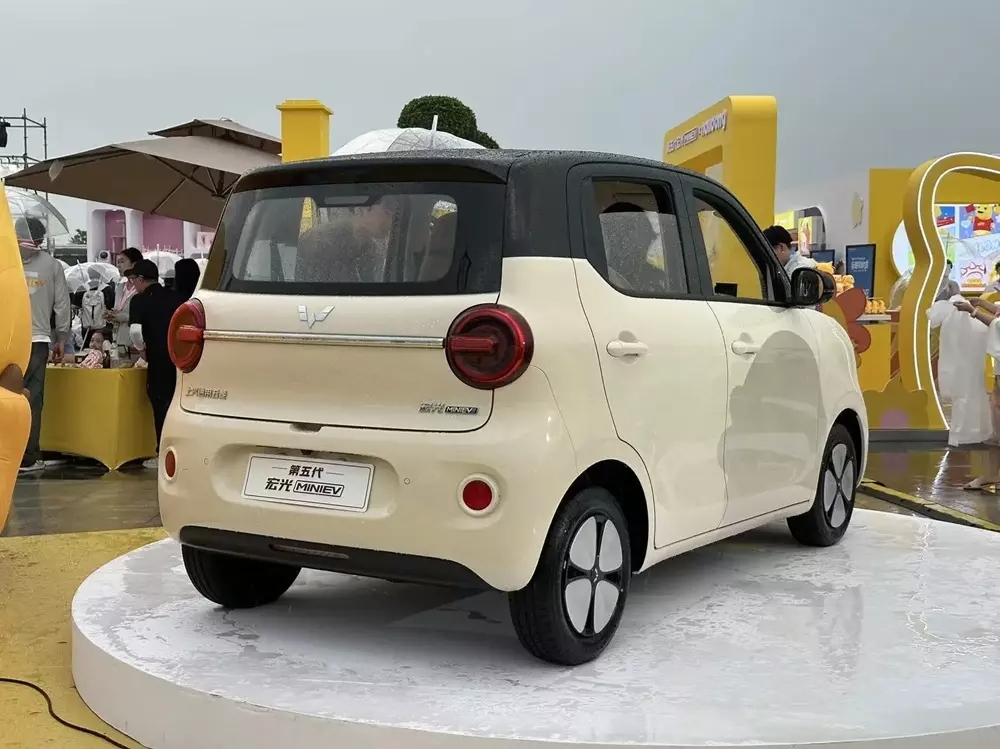 Ra mắt Wuling Hongguang Mini EV 2026, giá quy đổi trên 150 triệu đồng Ra mắt Wuling Hongguang Mini EV 2026, giá quy đổi trên 150 triệu đồng