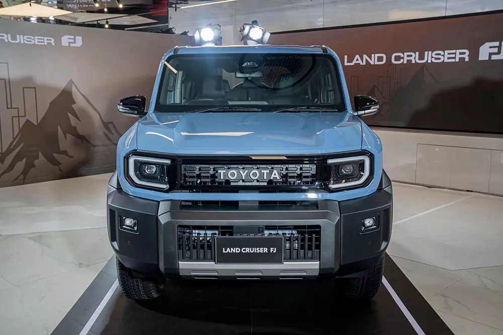 Đại lý Việt nhận cọc cho Toyota Land Cruiser FJ Đại lý Việt nhận cọc cho Toyota Land Cruiser FJ