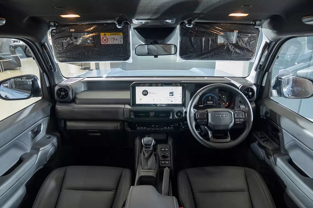 Đại lý Việt nhận cọc cho Toyota Land Cruiser FJ Đại lý Việt nhận cọc cho Toyota Land Cruiser FJ