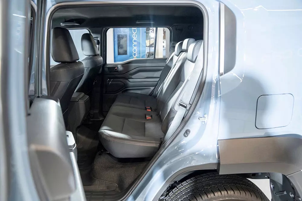 Đại lý Việt nhận cọc cho Toyota Land Cruiser FJ Đại lý Việt nhận cọc cho Toyota Land Cruiser FJ