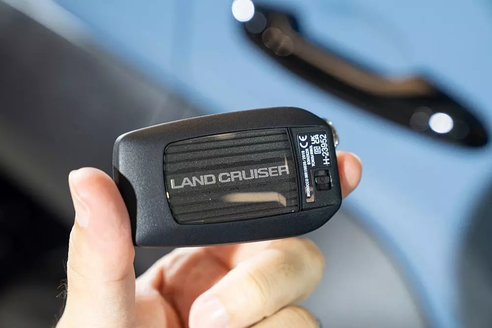 Đại lý Việt nhận cọc cho Toyota Land Cruiser FJ Đại lý Việt nhận cọc cho Toyota Land Cruiser FJ