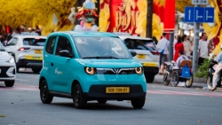 Lên 4 bánh vẫn nhẹ gánh, tài xế mạnh dạn xuống tiền với Minio Green