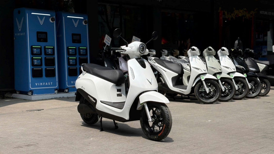 VinFast Evo gây sốt với khả năng “đổi pin trong nháy mắt”, chi phí nhẹ ví nhiều năm