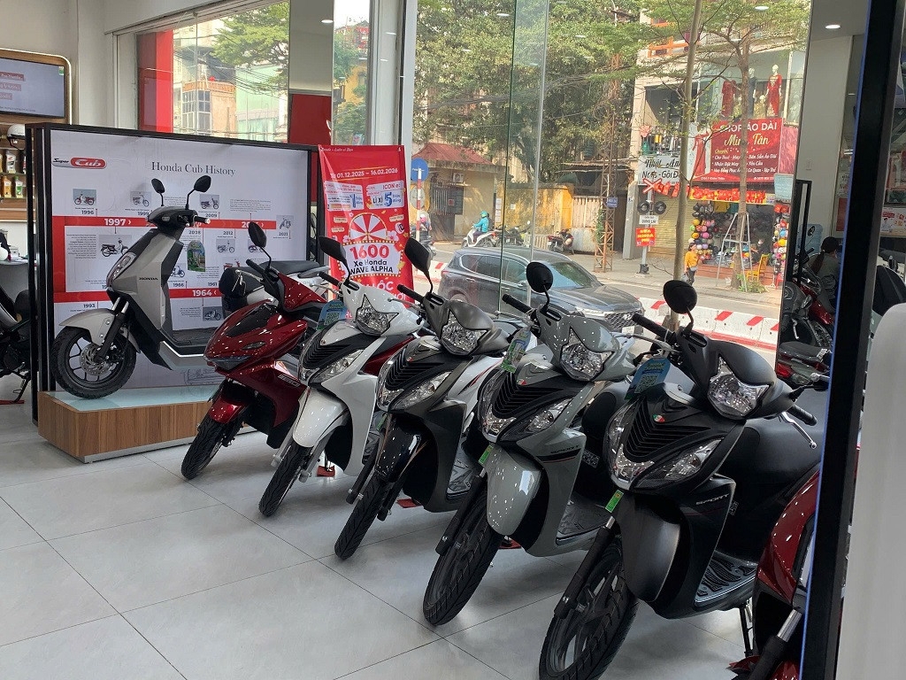 Thị trường xe máy xăng: Honda SH giảm giá mạnh, Yamaha cắt ưu đãi vì khan hàng Thị trường xe máy xăng: Honda SH giảm giá mạnh, Yamaha cắt ưu đãi vì khan hàng