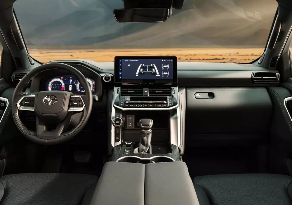 Đại lý Việt nhận cọc cho Toyota Land Cruiser LC300 bản hybrid, giá dự kiến vượt ngưỡng 4,6 tỷ đồng