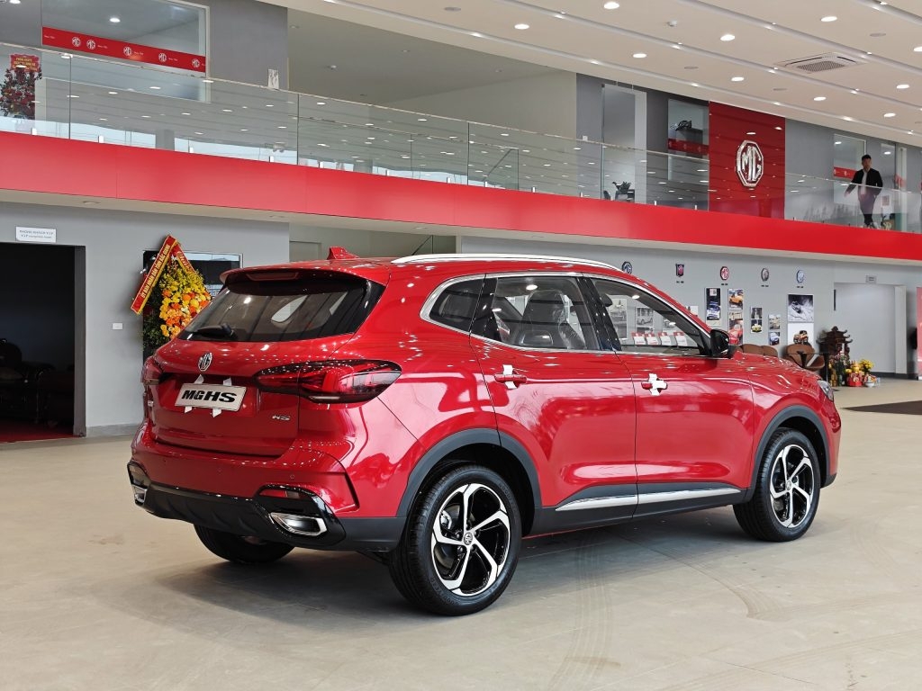 MG HS giảm giá gần 200 triệu đồng tại đại lý