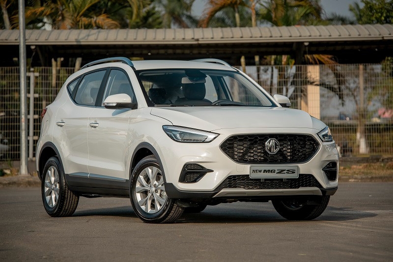 5 mẫu xe gầm cao giá 300 triệu: 'Tiền ít thịt nhiều' cho người lần đầu mua ô tô