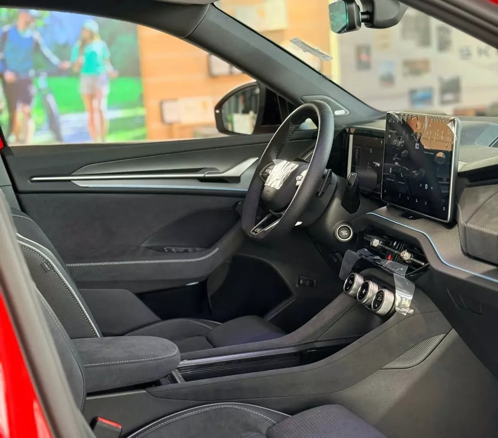 Skoda Kodiaq 2026 lặng lẽ về đại lý Việt, thêm trang bị, giá tăng đến 148 triệu đồng