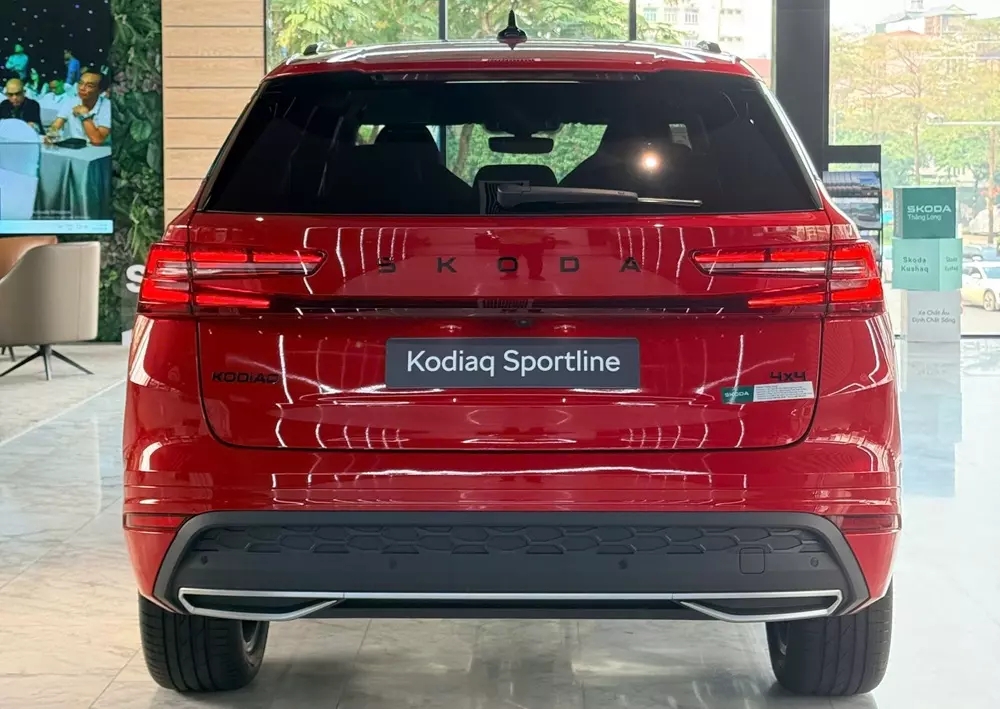 Skoda Kodiaq 2026 lặng lẽ về đại lý Việt, thêm trang bị, giá tăng đến 148 triệu đồng