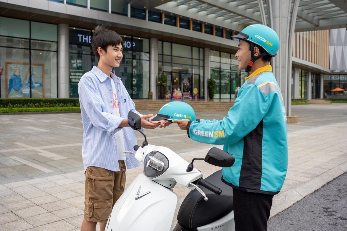 Green SM tiếp sức, tài xế công nghệ “rộng đường” chuyển sang xe điện