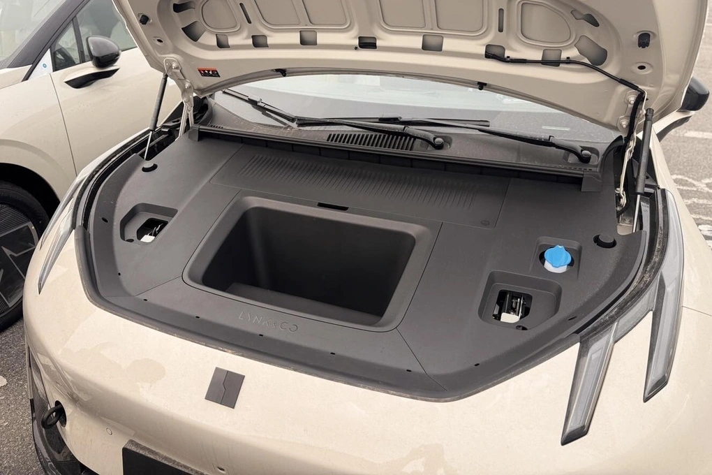 Lynk & Co sắp bán xe điện đầu tiên tại Việt Nam, đại lý bắt đầu nhận cọc