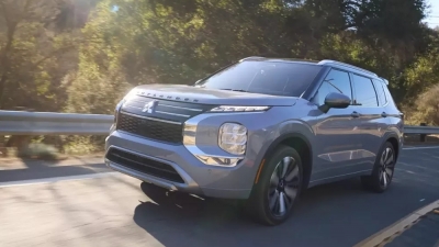 Vén màn Mitsubishi Outlander 2026 với động cơ hybrid mới