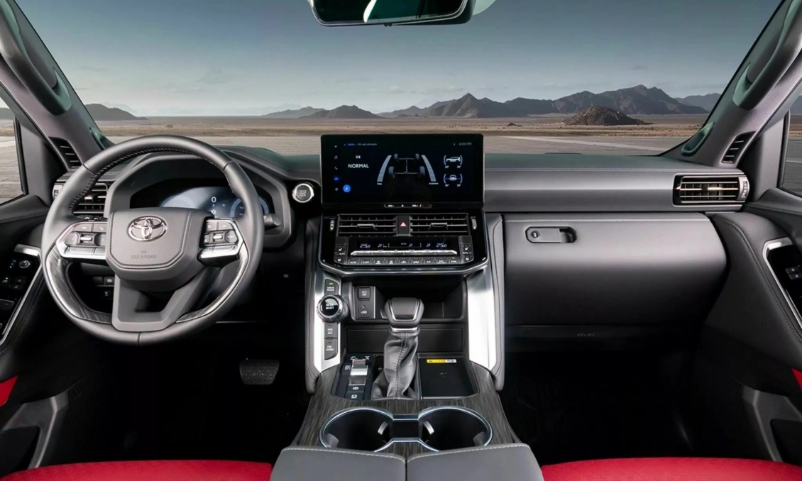 Showroom tư nhân chào sớm Toyota Land Cruiser hybrid, kênh giá 700 triệu đồng