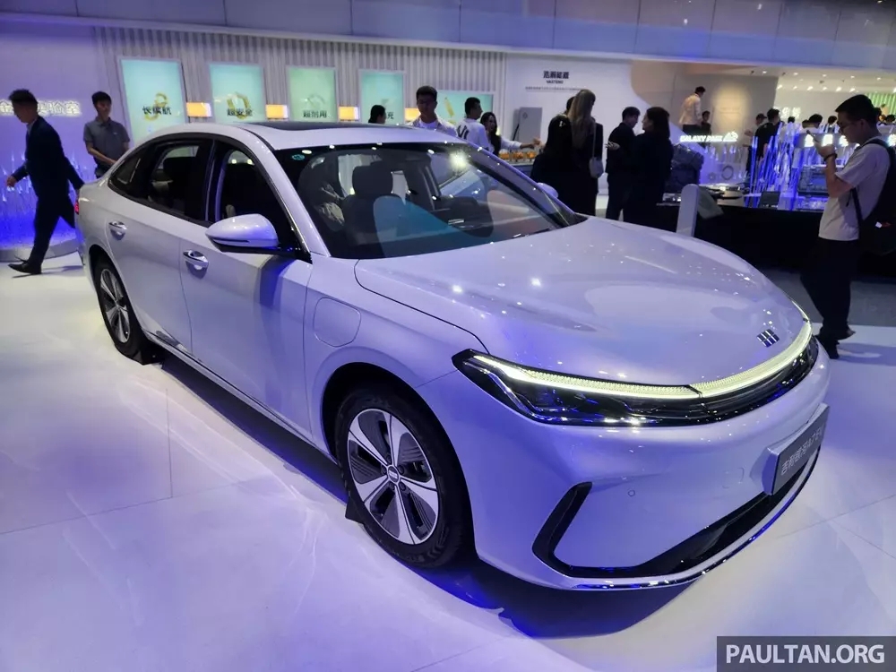 Geely Galaxy A7 2026 trình làng, giá khởi điểm dưới 400 triệu đồng