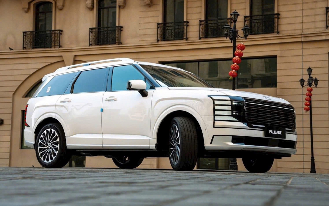 Hyundai Palisade 2026 ở Việt Nam giá dự kiến từ hơn 1,7 tỉ, máy hybrid mạnh hơn Santa Fe
