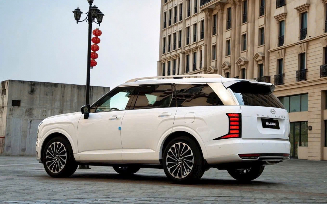 Hyundai Palisade 2026 ở Việt Nam giá dự kiến từ hơn 1,7 tỉ, máy hybrid mạnh hơn Santa Fe