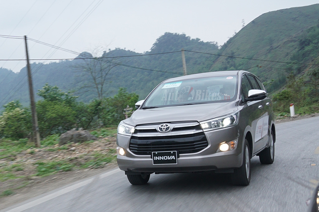 Vì sao người miền Nam phát sốt với Toyota Innova?
