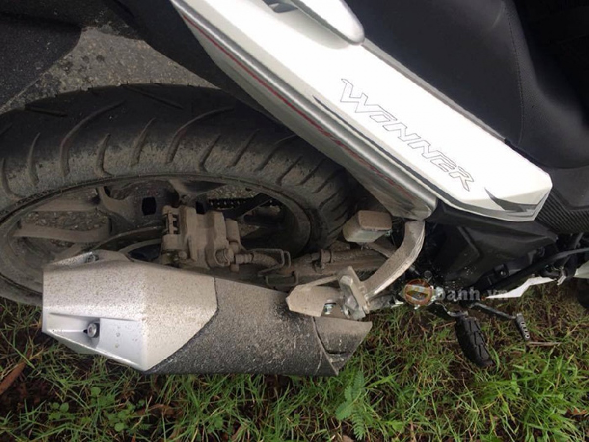 honda winner 150 chay dau sau dung 150 km