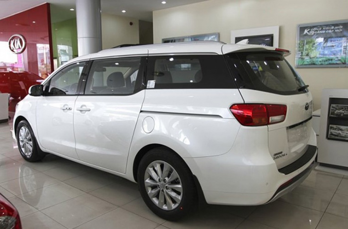 kia sedona thong tri phan khuc xe da dung cao cap co lon