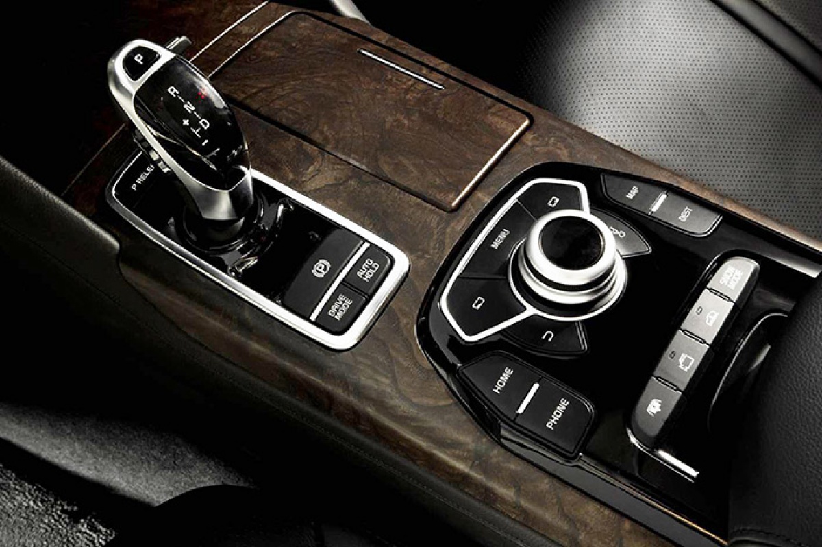 quoris sedan sang trong bac nhat cua thuong hieu kia