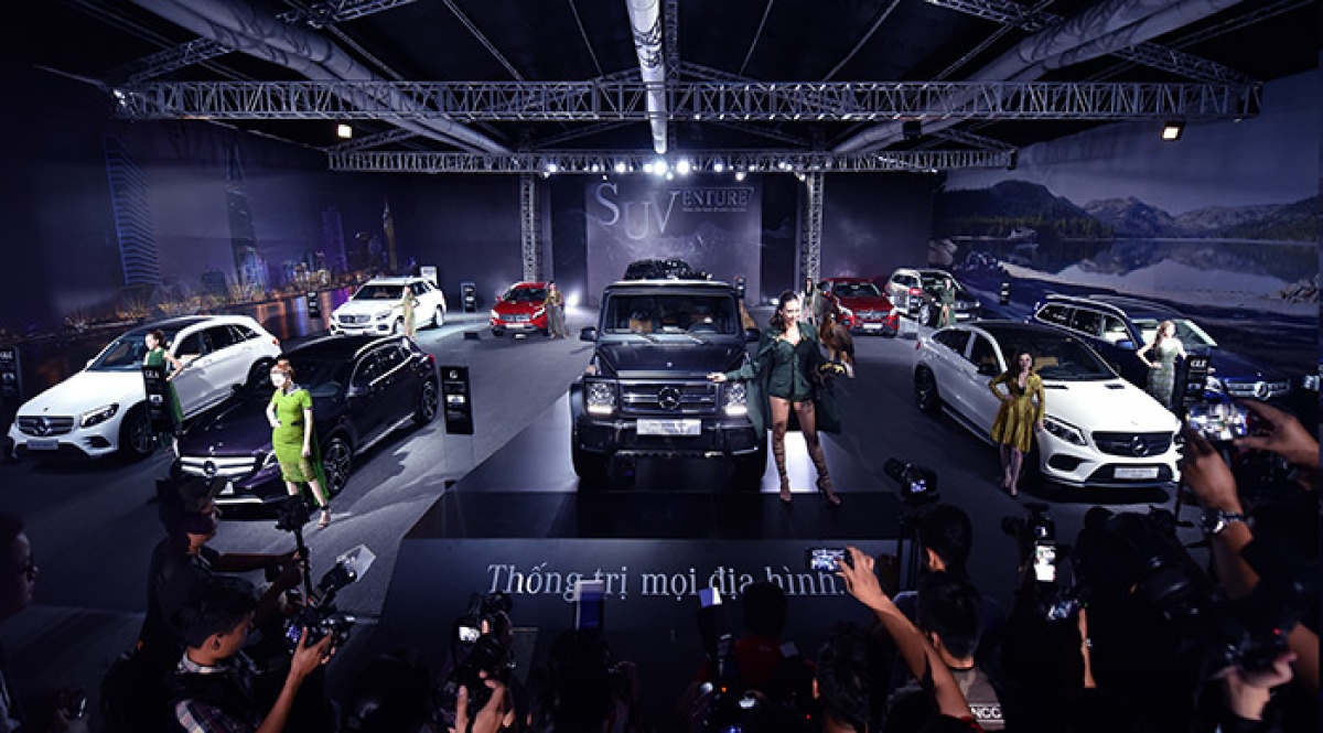 Bán gần 350 xe Mercedes tại SUVenture 2016