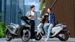 Honda mở bán xe máy điện CUV e: và UC3