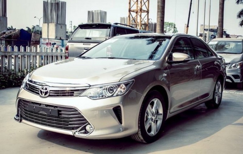 10 o to ban chay nhat 6 thang tai viet nam