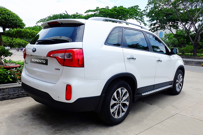 kia sorento chot gia tu 868 trieu trong thang 8