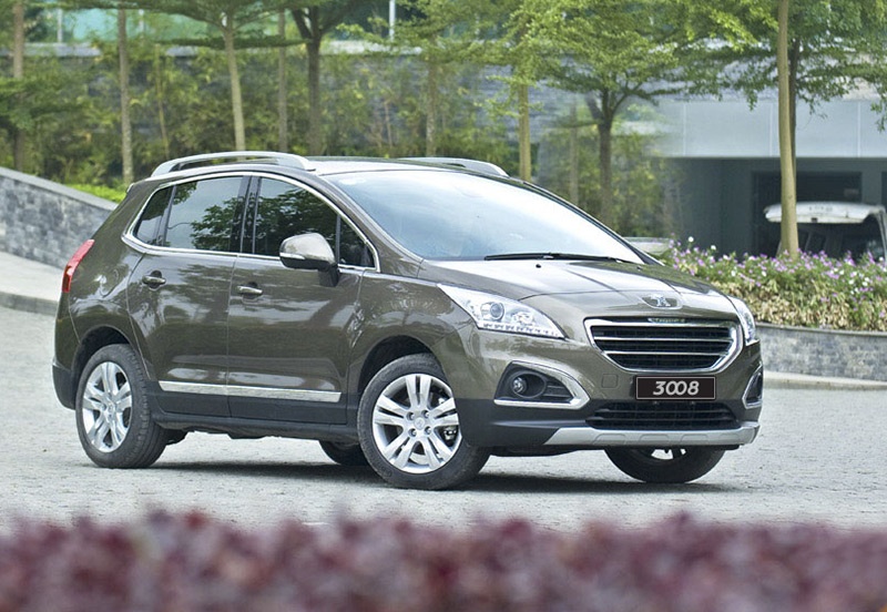 xe kia mazda va peugeot duoc uu dai toi 110 trieu thang 8