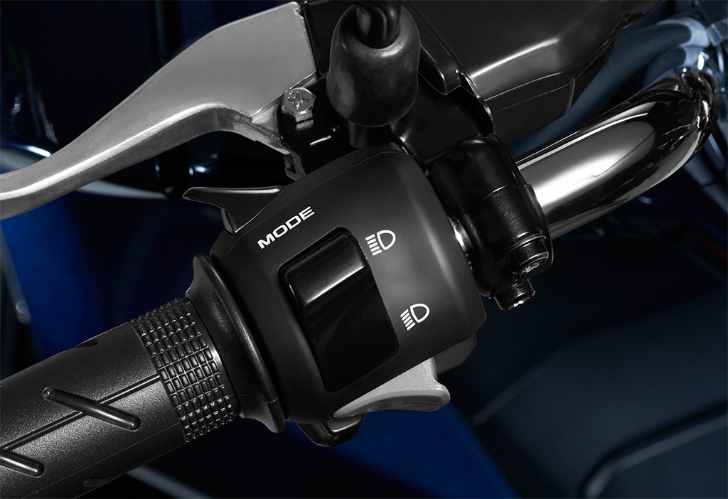 honda viet nam ra mat pcx 150 hybrid gia 90 trieu dong