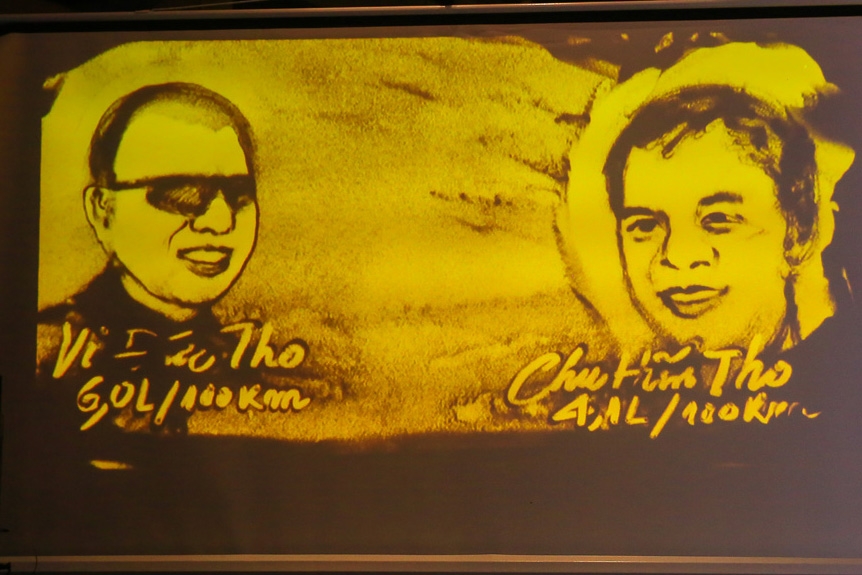 choang voi honda cr v 7 cho chi can 41 lit100 km