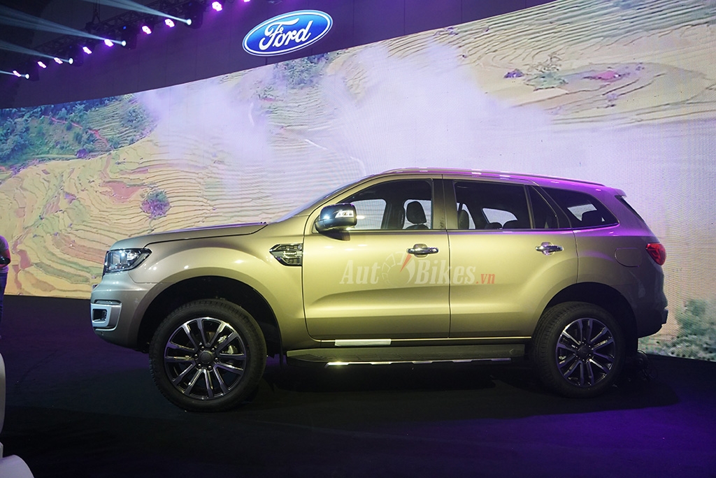 Ford Everest 2019 giá cao nhất 1,4 tỷ đồng, đối đầu Toyota Fortuner ford everest 2019 gia tu trieu dong doi dau toyota fortuner