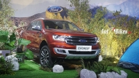 thang 6 gia ford everest giam soc 140 trieu dong