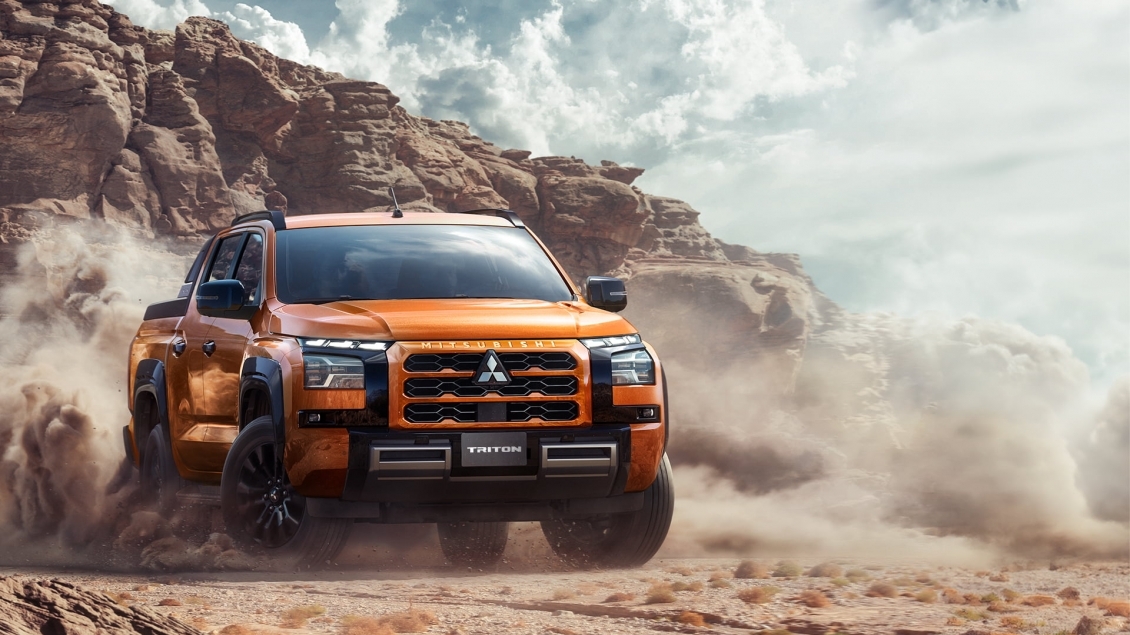 Lật đổ ngai vàng: Mitsubishi Triton tạo cú sốc lịch sử trước Ford Ranger trong tháng 8