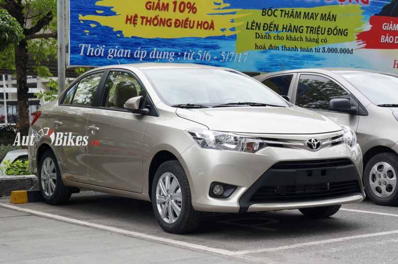 Toyota Việt Nam giảm tới 30 triệu cho Innova, Vios
