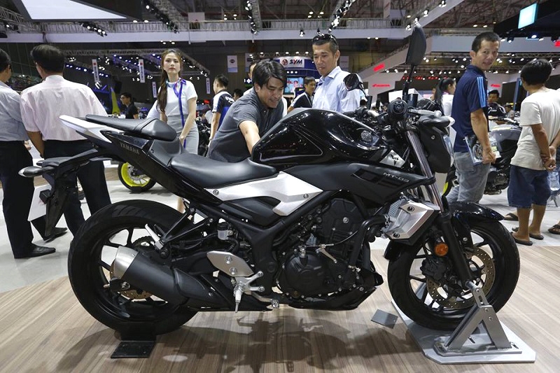 vua ra mat yamaha mt 03 da vuot mat r3