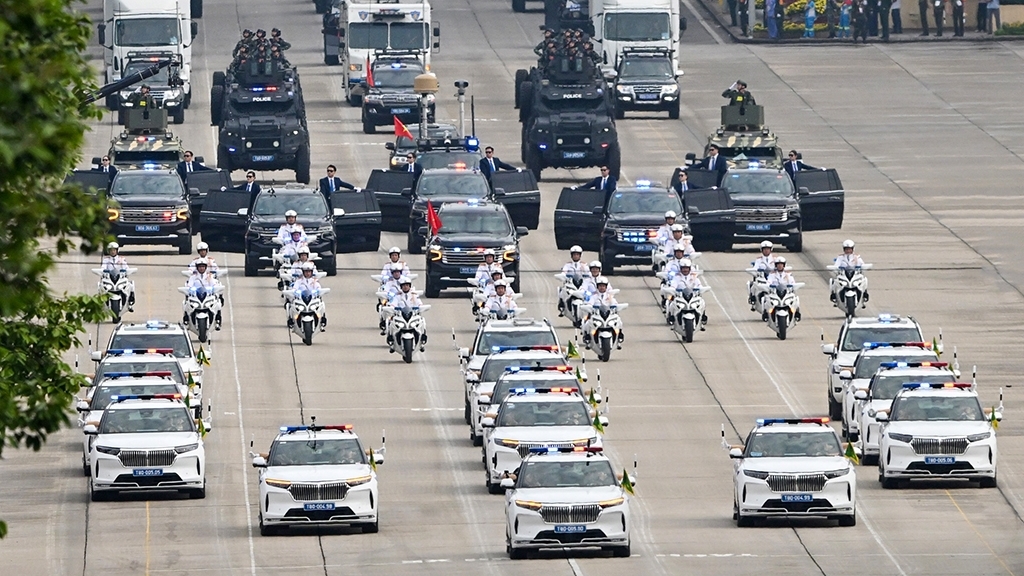 Cận cảnh dàn xe VinFast VF 9 đặc biệt tại Lễ kỷ niệm 80 năm Quốc khánh