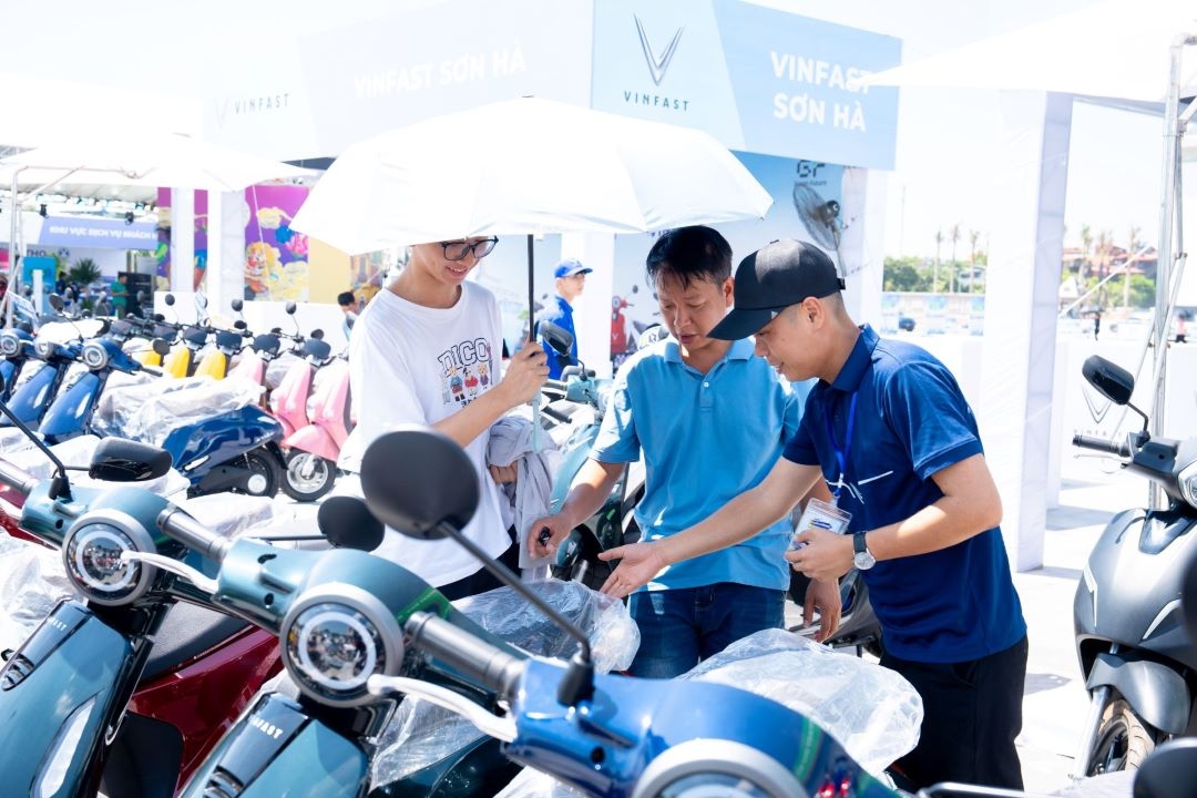 VinFast Evo Lite Neo hút học sinh, sinh viên nhờ giá mềm, không cần bằng lái