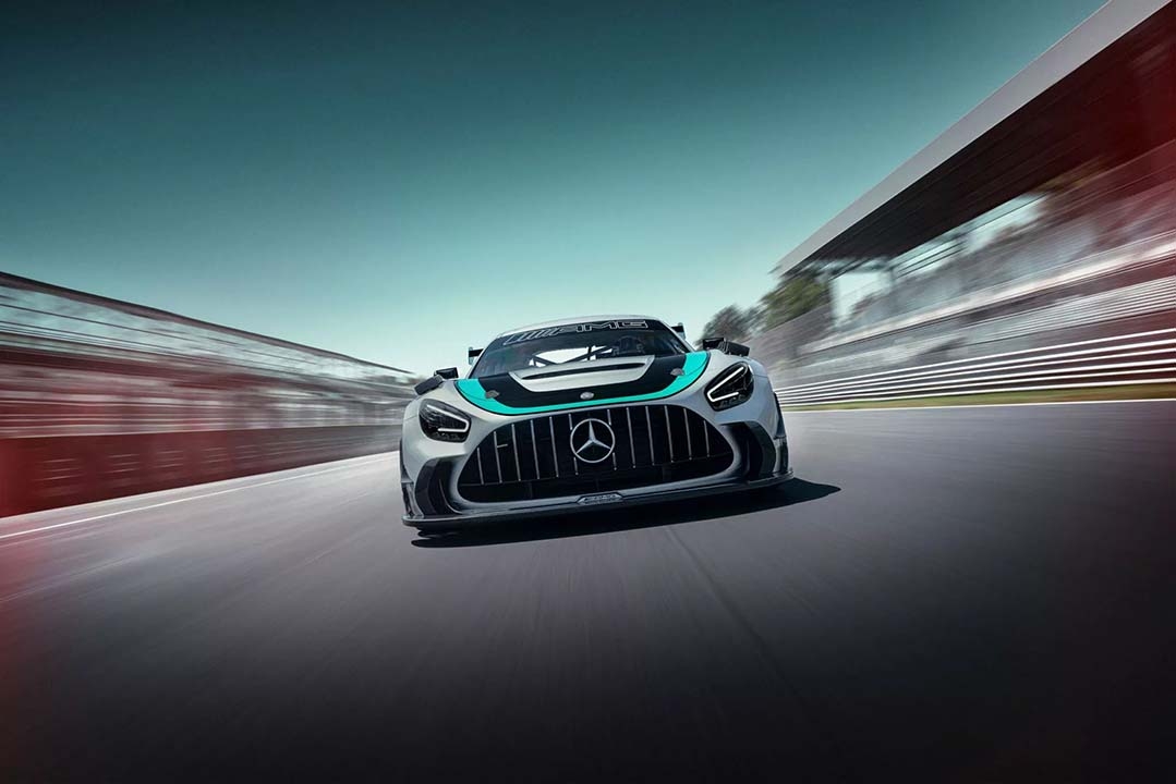 Mercedes-AMG ra mắt mẫu xe đua mạnh hơn 800 mã lực, giới hạn 30 chiếc trên toàn cầu