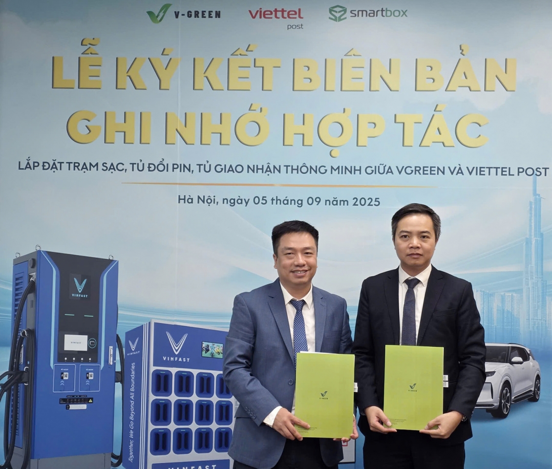 V-Green hợp tác Viettel Post, mở rộng hạ tầng sạc và đổi pin xe điện khắp cả nước