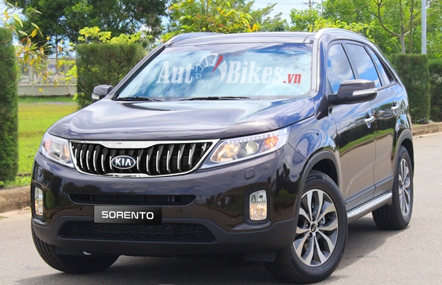 thang 10 gia xe kia giam toi 26 trieu dong