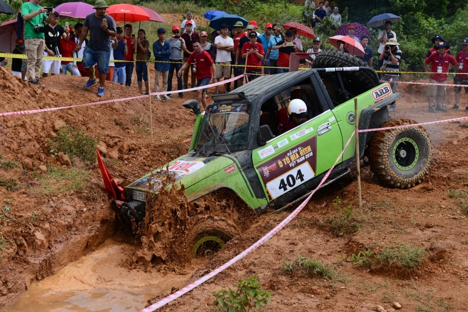 Đua xe địa hình VOC 2018: Kịch tính và bất ngờ thú vị dua xe dia hinh voc 2018 kich tinh va bat ngo thu vi