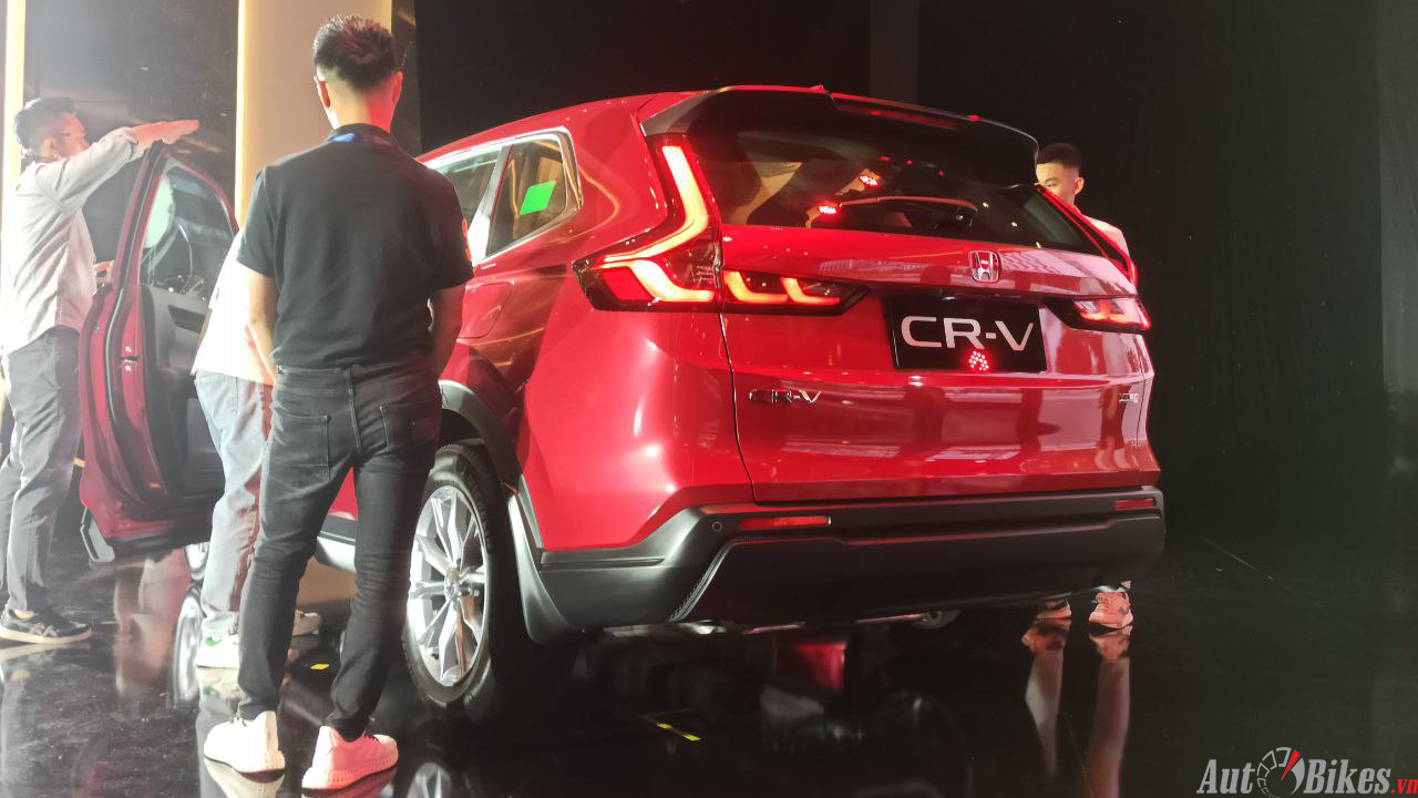 Vừa ra mắt, Honda CR-V 2024 giảm 30 triệu đồng tại đại lý