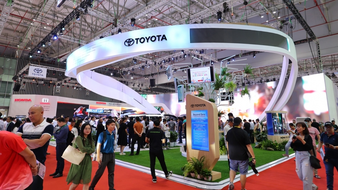 VMS 2024- Toyota gây ấn tượng với dàn xe “Xanh” hùng hậu