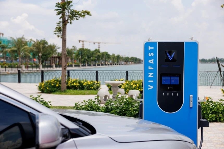 Thế khó của 'liên minh trạm sạc' các hãng xe điện Trung Quốc