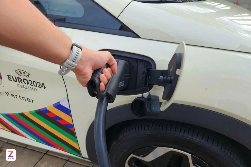 Thế khó của 'liên minh trạm sạc' các hãng xe điện Trung Quốc